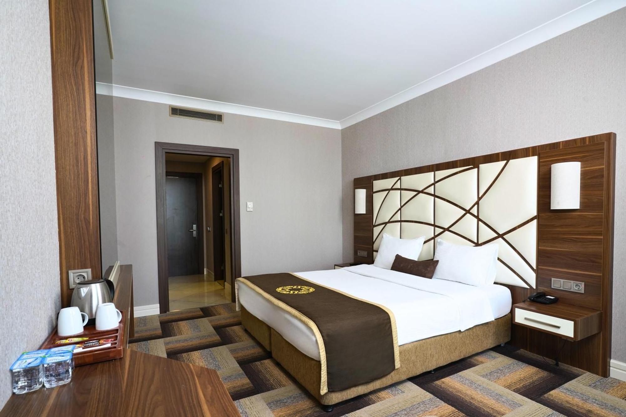 The Grand Mira Business Hotel Istanboel Buitenkant foto